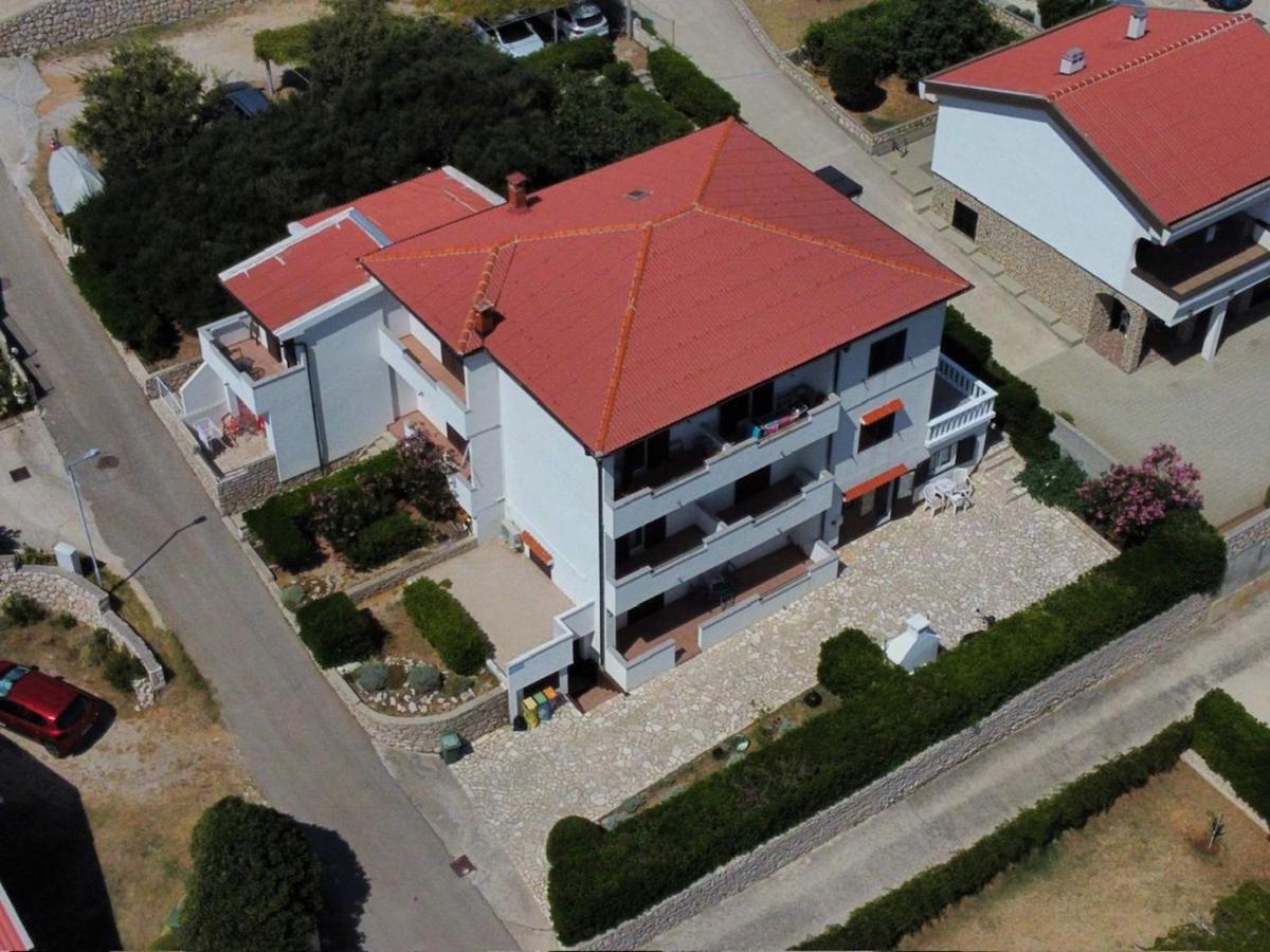 Apartments Anastazija Pag Town Exteriör bild