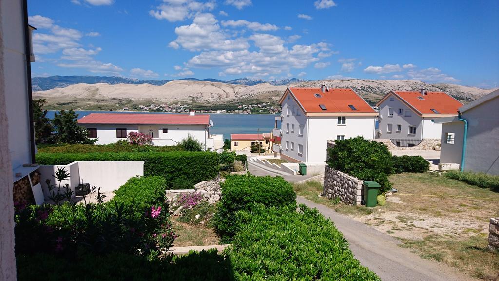 Apartments Anastazija Pag Town Exteriör bild